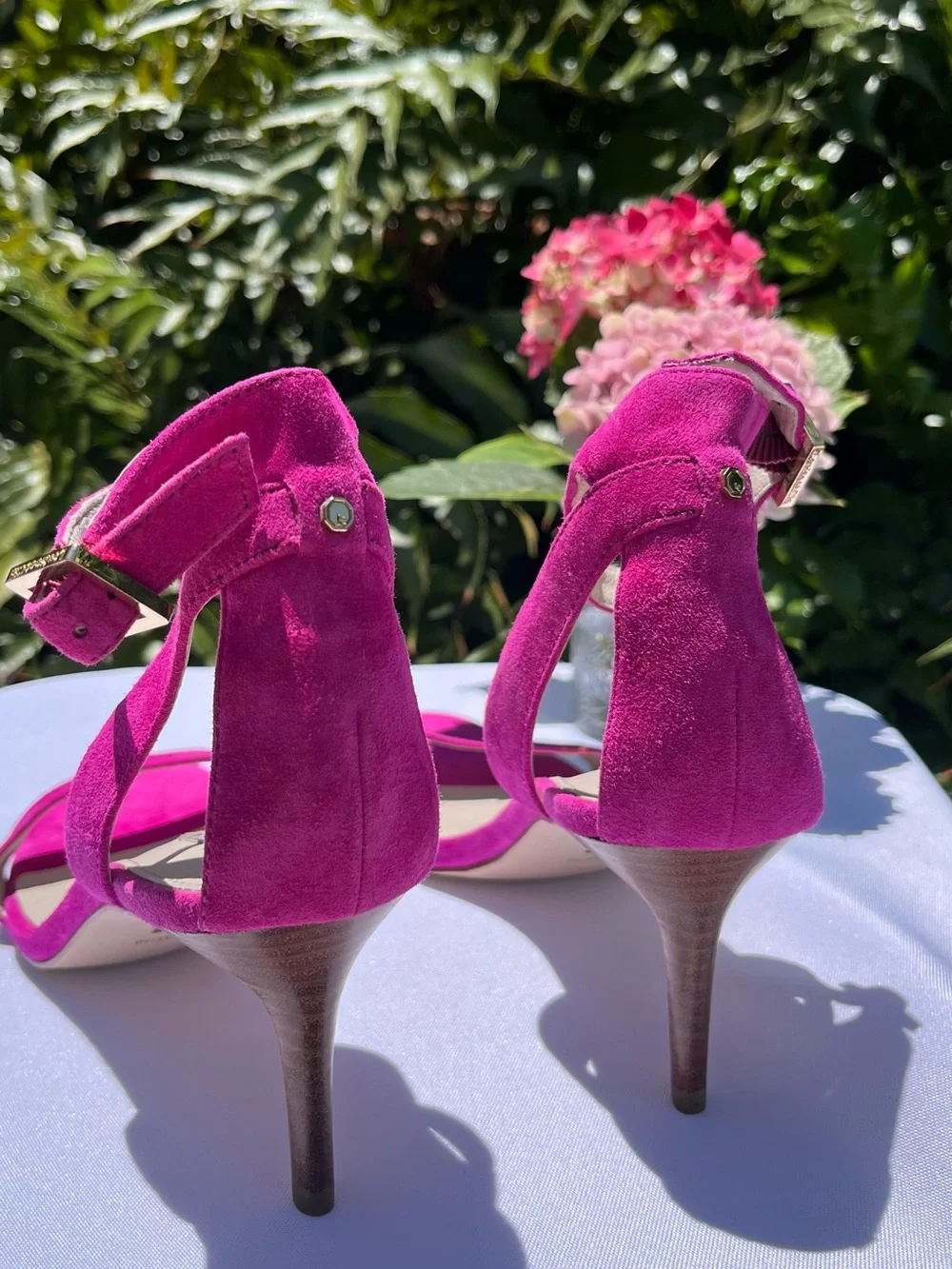 Louise et Cie Fuchsia Suede Ankle-Strap Heels 10m